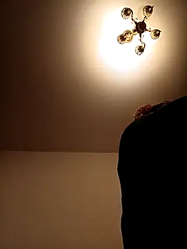 MssAngela: απευθείας συνομιλία ΧΧΧ