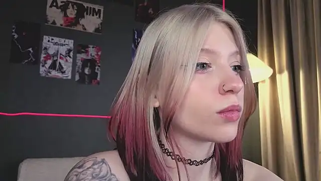 arielabradberry 现场XXX聊天