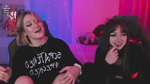 LiliLuna's Live XXX Chat