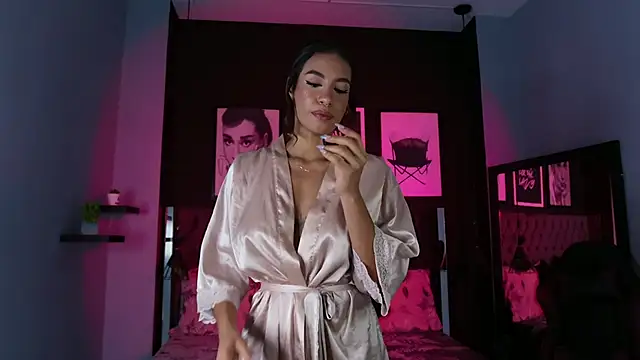 kitty_collins_'s Live XXX Chat