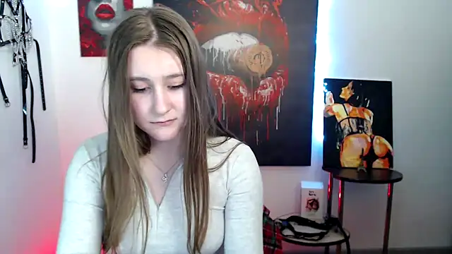 Milka_kamila 即時 XXX 聊天