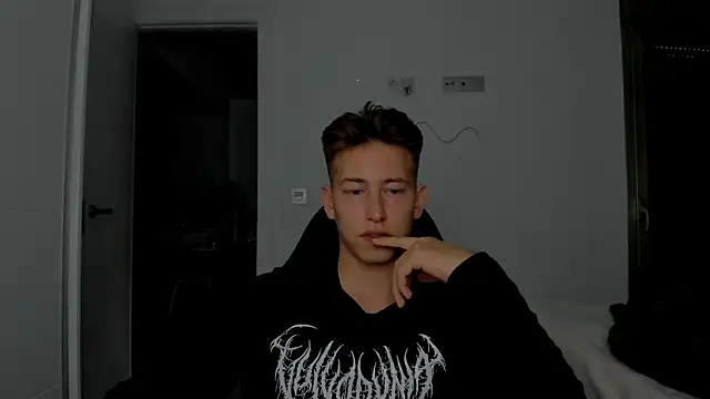 find0m_master Adlı Modelin Web Kamerası Şovu