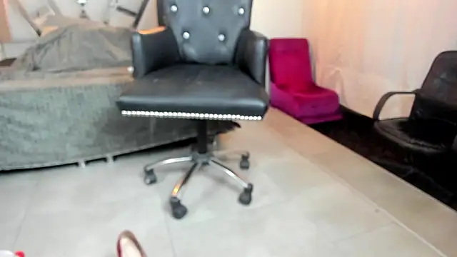 Chat XXX Live Mysterius_Woman