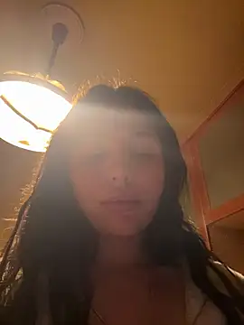 SilkyMira's Live XXX Chat