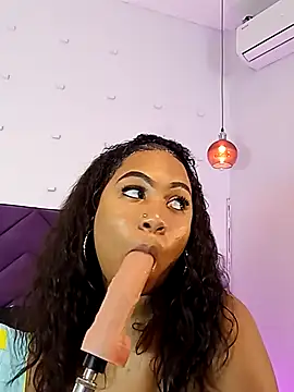 Haileysans' Live XXX Chat