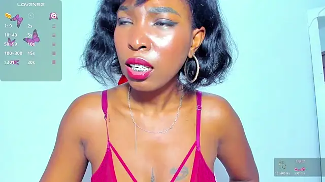 แชท XXX สดของ myblackdoope