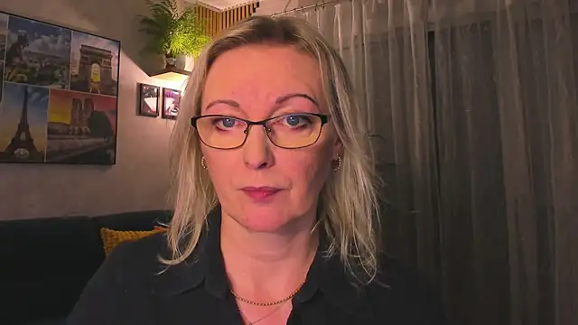 vanessa_chat: вебкам-шоу