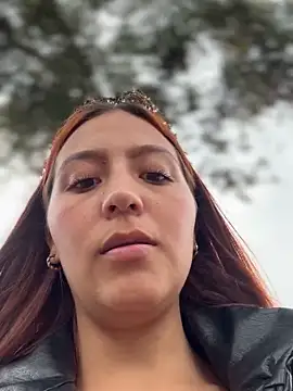 Emily-7_ Live XXX-Chat