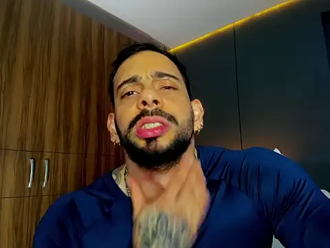 massimo_visconti Live XXX Chat