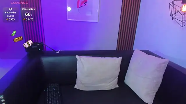 Онлайн чат XXX Nahiajhonson_