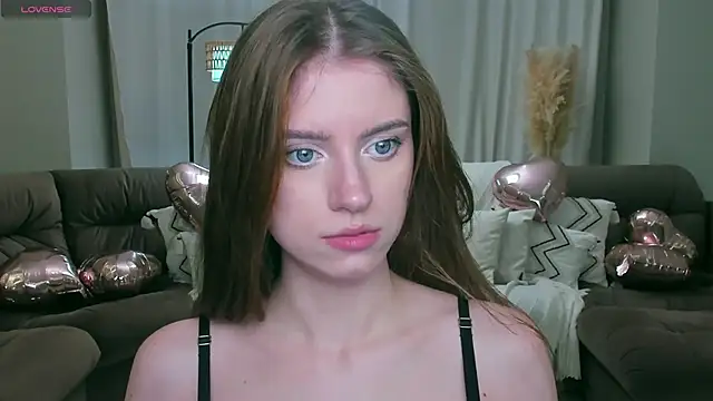 دردشة Erica_Kiss الجنسية المباشرة