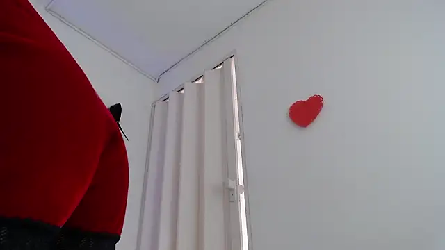 CarolineAikos live XXX chat