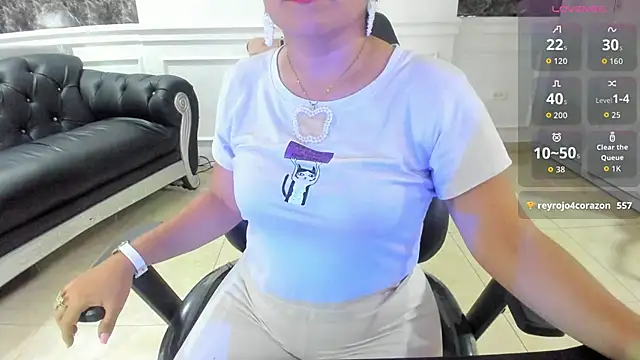 Imyourdirtymilf's Live XXX Chat