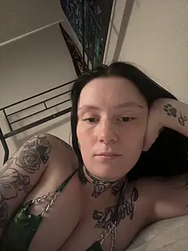 theLovelyLadyLavender's Webcam Show