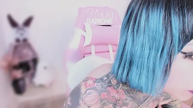 Czat XXX na żywo – NikkiRamone