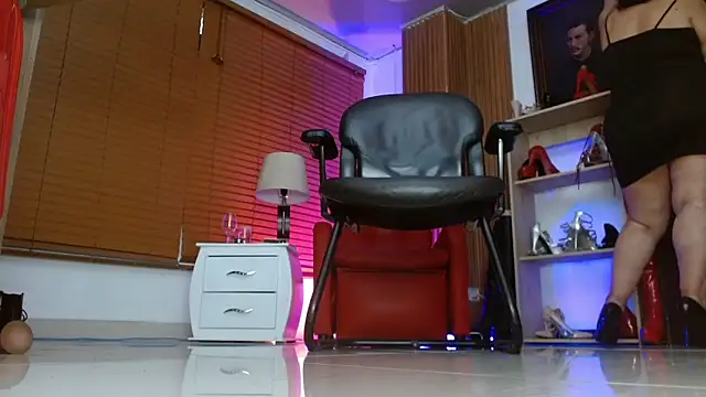 paola_xm ওয়েবক্যাম শো