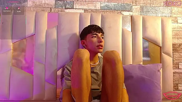 osamu_tay Adlı Modelin Web Kamerası Şovu