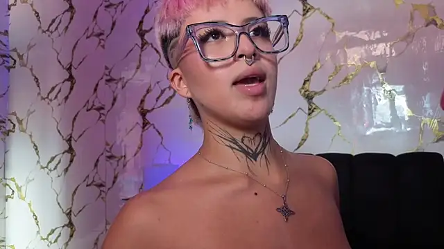 Rebeka-bakern Live XXX chat