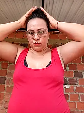 Dirty-Momm-Divorced-Hot's Live XXX Chat