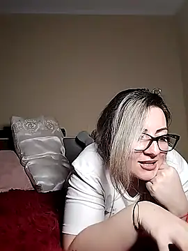 Sweetredvelvet's Live XXX Chat