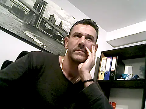 Czat XXX na żywo – mastercharisma35