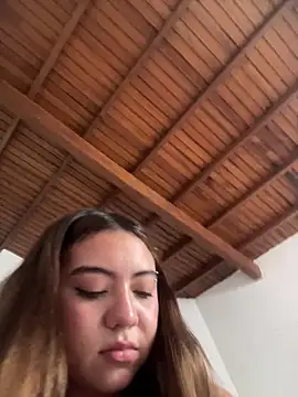 Bonni_lohanのウェブカメラショー