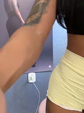 Elamesmamorena 라이브 XXX 채팅