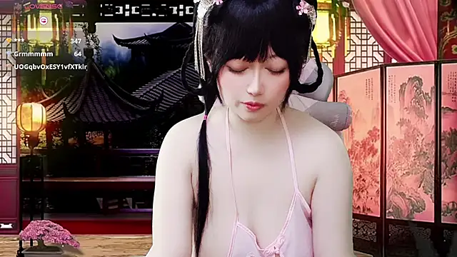 LuckyCute-Tutu: онлайн-секс-чат