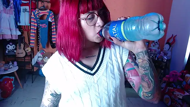 MissMiia2 Chat XXX live