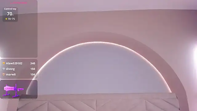 Chat +18 de Bella_Williiams ao vivo