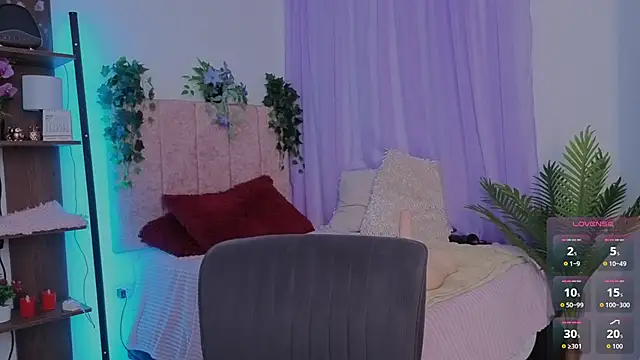 แชท XXX สดของ emilyrouxe