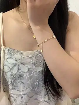 Jonlie18 网络视讯表演