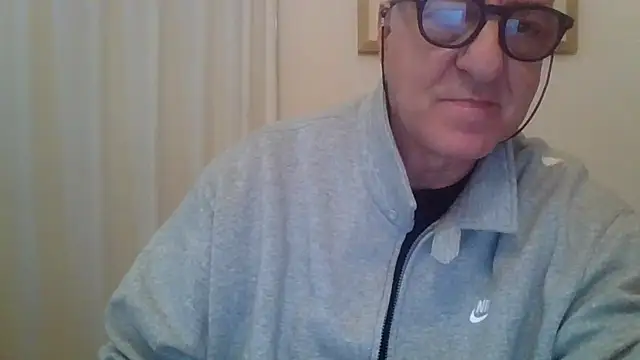 ANONIMO7735's Webcam Show