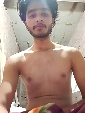 CoralN: διαδικτυακό σόου στην κάμερα