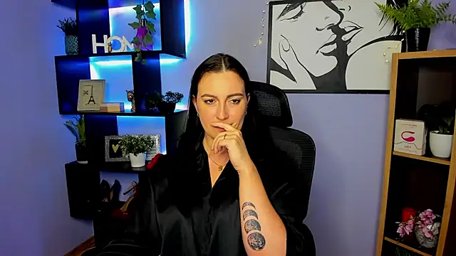 دردشة FUN_AMI الجنسية المباشرة