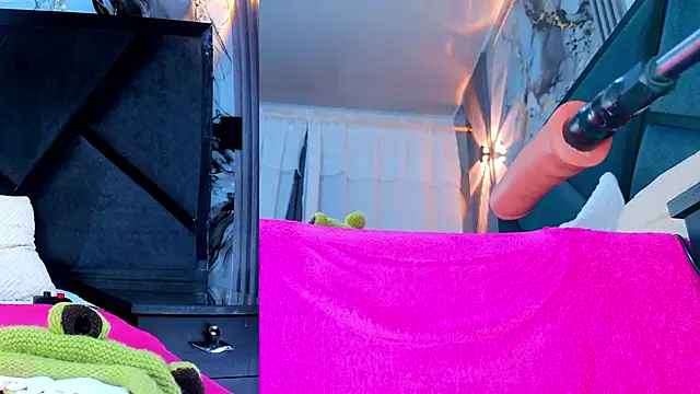 NathaxaLeans Chat XXX in diretta