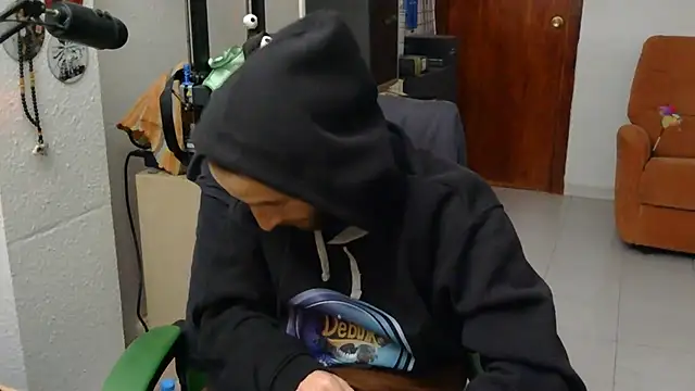 softail85's Live XXX Chat