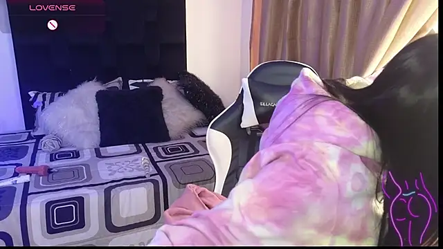 Czat XXX na żywo – Majuu__