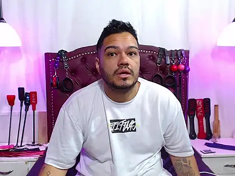 Stevens-dbsn Live XXX chat