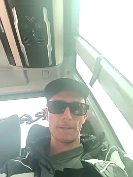 Nacho18hot's Webcam Show