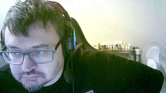 XXX chat uživo modela SirAbuser