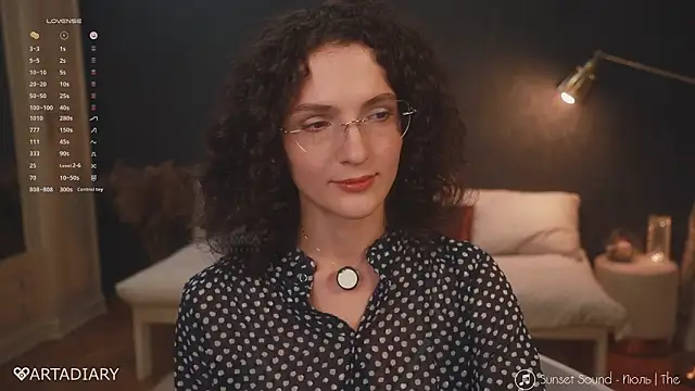 _arta_'s Live XXX Chat