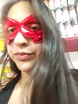 MaskedLatinaX's Live XXX Chat