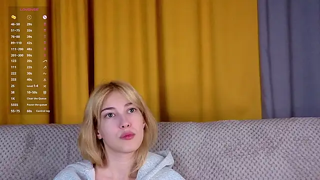 Chat +18 de AngelicRice ao vivo