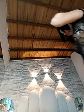 Chat +18 de Kristy1_ ao vivo