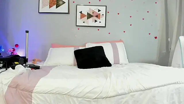 PauleteW10のライブXXXチャット