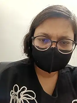 Pertunjukan Kamera Web piryasharma005