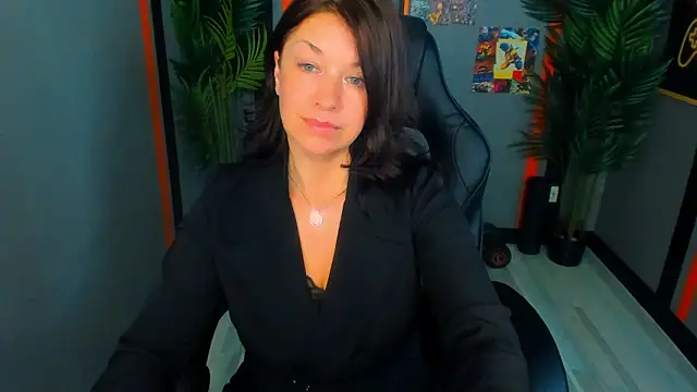 AnaMills' Live XXX Chat