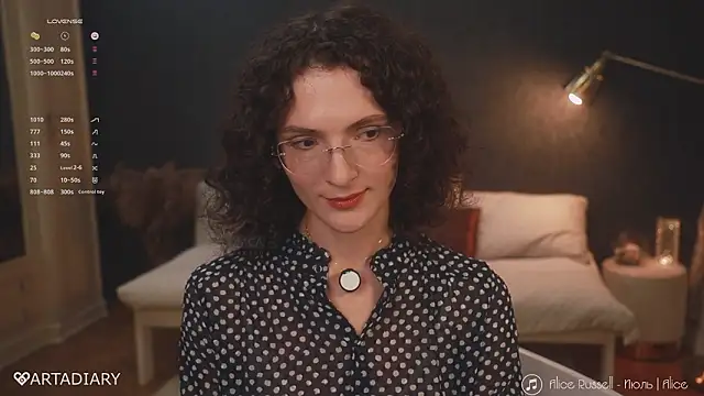 _arta_'s Live XXX Chat