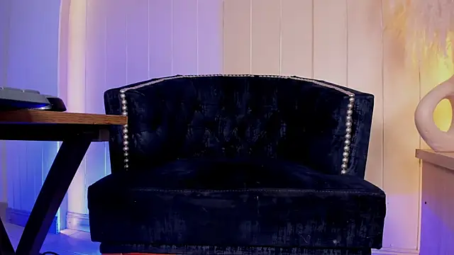 ALICESANDOVAL: онлайн-секс-чат